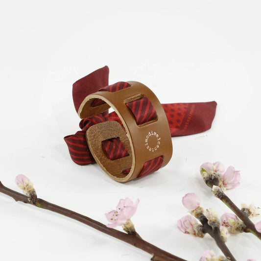 Ola Leather Loop Bracelet