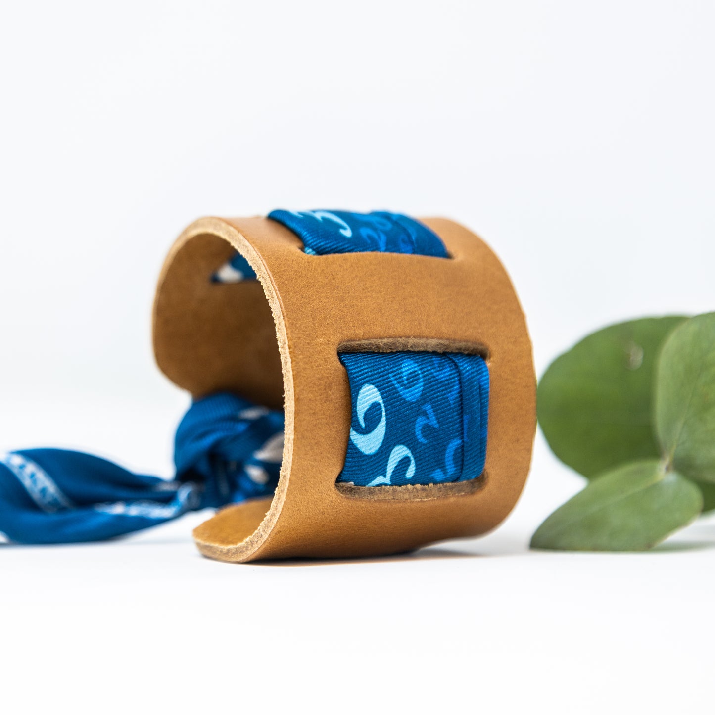 Loop Leather Bracelet